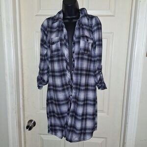 B&B Boutique shirt dress size small